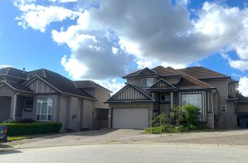 14858 74 AVE Surrey, Surrey Apartments for sale, MLS® R3001663