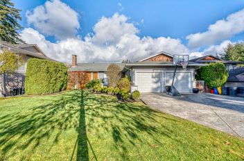 15461 Roper AVE White Rock, White Rock Apartments for sale, MLS® R2978789