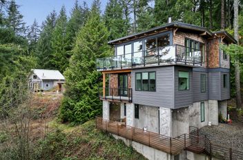 1572 Mountain RD Gibsons, Gibsons Apartments for sale, MLS® R2982723