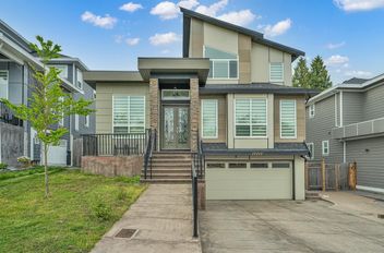 17217 59 AVE Surrey, Surrey Apartments for sale, MLS® R3019805