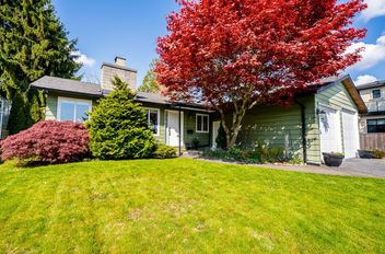 17241 57a AVE Surrey, Surrey Apartments for sale, MLS® R2993768