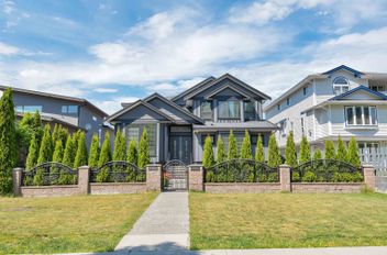 1809 Mamquam RD Squamish, Squamish Apartments for sale, MLS® R3012449