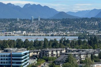 1811 10626 City Parkway Surrey, Surrey Apartments for sale, MLS® R3024286