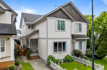 18452 66 AVE Surrey, Surrey Apartments for sale, MLS® R3004538