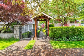 1929 W 15th AVE Vancouver, Vancouver Apartments for sale, MLS® R3005103