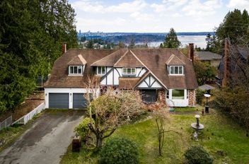 1935 11th PL West Vancouver, West Vancouver Apartments for sale, MLS® R2983527