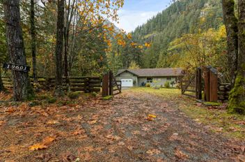 19601 Silver Skagit RD Hope, Hope Apartments for sale, MLS® R2956117
