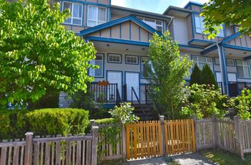 2 13899 Laurel DR Surrey, Surrey Apartments for sale, MLS® R2987463