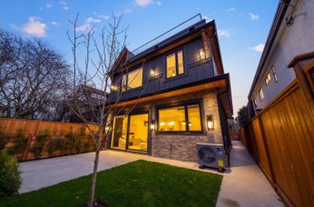 2 1841 Parker ST Vancouver, Vancouver Apartments for sale, MLS® R3080159