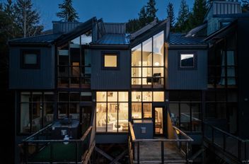 2 2221 Gondola Way Whistler, Whistler Apartments for sale, MLS® R2996101