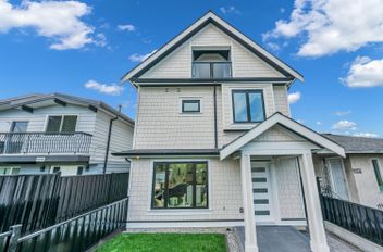 2 3344 Adanac ST Vancouver, Vancouver Apartments for sale, MLS® R3114737