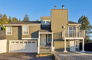 2 Benson DR Port Moody, Port Moody Apartments for sale, MLS® R3015312