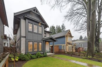 2008 Larson RD North Vancouver, North Vancouver Apartments for sale, MLS® R3077347