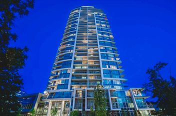 2009 13308 Central AVE Surrey, Surrey Apartments for sale, MLS® R3012195