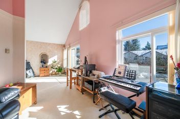 201 13858 102 AVE Surrey, Surrey Apartments for sale, MLS® R2965809