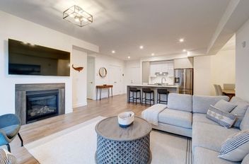 201 710 School RD Gibsons, Gibsons Apartments for sale, MLS® R2973055
