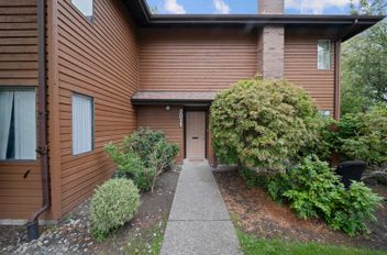 2011 10620 150 ST Surrey, Surrey Apartments for sale, MLS® R3007427
