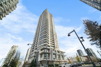 2011 13308 Central AVE Surrey, Surrey Apartments for sale, MLS® R2979036