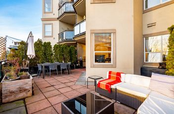 202 131 W 3rd ST North Vancouver, North Vancouver Apartments for sale, MLS® R3082586