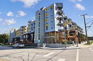 202 32828 Landeau PL Abbotsford, Abbotsford Apartments for sale, MLS® R2994435