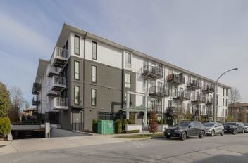 203 10168 149 ST Surrey, Surrey Apartments for sale, MLS® R2987930