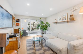 203 3456 Commercial ST Vancouver, Vancouver Apartments for sale, MLS® R3085197