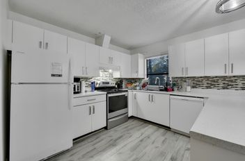 203 7064 133b ST Surrey, Surrey Apartments for sale, MLS® R2960120