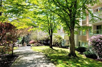 204 6737 Station Hill CT Burnaby, Burnaby Apartments for sale, MLS® R3004387