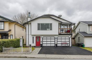 20492 Thorne AVE Maple Ridge, Maple Ridge Apartments for sale, MLS® R2988491