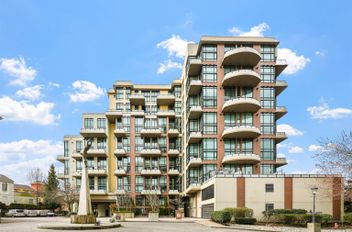 207 10 Renaissance Square New Westminster, New Westminster Apartments for sale, MLS® R2986665