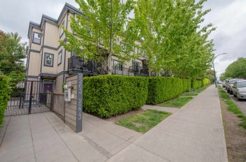 207 2263 Triumph ST Vancouver, Vancouver Apartments for sale, MLS® R3002225