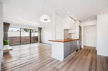 208 3264 Oak ST Vancouver, Vancouver Apartments for sale, MLS® R3018706