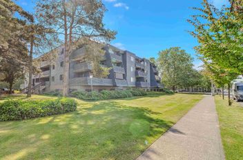 213 17661 58a AVE Surrey, Surrey Apartments for sale, MLS® R3013674