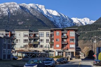 216 40437 Tantalus RD Squamish, Squamish Apartments for sale, MLS® R3003651