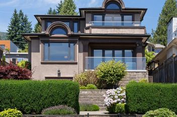 2171 Queens AVE West Vancouver, West Vancouver Apartments for sale, MLS® R3073064