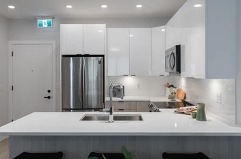 218 13458 95 AVE Surrey, Surrey Apartments for sale, MLS® R2876937
