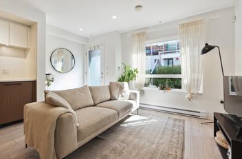 218 311 E 16 AVE Vancouver, Vancouver Apartments for sale, MLS® R2995193