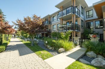 222 3220 Connaught Crescent North Vancouver, North Vancouver Apartments for sale, MLS® R3006953