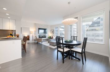 223 255 W 1st ST North Vancouver, North Vancouver Apartments for sale, MLS® R3033452