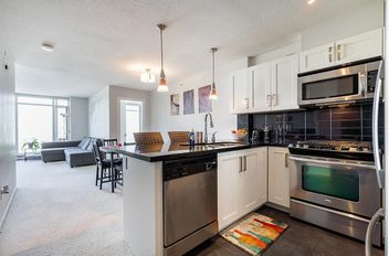 2305 2133 Douglas RD Burnaby, Burnaby Apartments for sale, MLS® R3010642