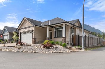 24 20118 Beacon RD Hope, Hope Apartments for sale, MLS® R3002311