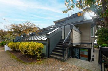 2472 Haywood AVE West Vancouver, West Vancouver Apartments for sale, MLS® R2985398