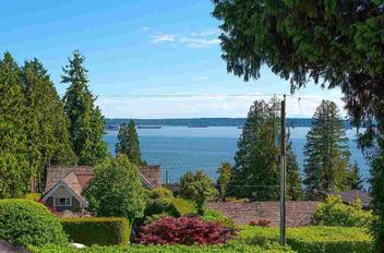 2623 Lawson AVE West Vancouver, West Vancouver Apartments for sale, MLS® R3087922