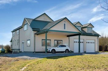27550 48 AVE Langley, Langley Apartments for sale, MLS® R2995150