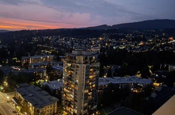 2807 2978 Glen DR Coquitlam, Coquitlam Apartments for sale, MLS® R2962975