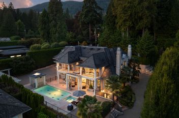 2912 Mathers AVE West Vancouver, West Vancouver Apartments for sale, MLS® R3084003