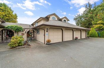 3 9515 Woodbine ST Chilliwack, Chilliwack Apartments for sale, MLS® R3009163