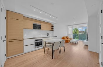 302 10448 University DR Surrey, Surrey Apartments for sale, MLS® R2984635