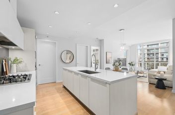 302 1625 Manitoba ST Vancouver, Vancouver Apartments for sale, MLS® R3087112