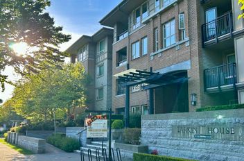 302 3105 Lincoln AVE Coquitlam, Coquitlam Apartments for sale, MLS® R3000230